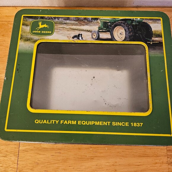 John Deere Collectible Tin Officially Licensed Product. ITEM #1943 - Picture 1 of 7